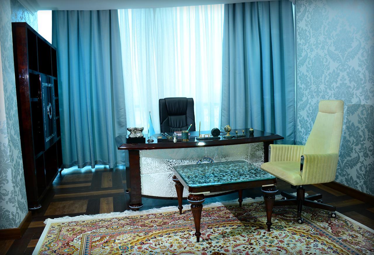 Hotel Arai Plaza Тараз Экстерьер фото